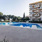 דירה Sun Coast -- Superb With 4 Pools, Gardens & Breakfast בנאלמדנה