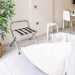 דירה Sun Coast -- Superb With 4 Pools, Gardens & Breakfast *