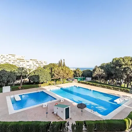 דירה Sun Coast -- Superb With 4 Pools, Gardens & Breakfast