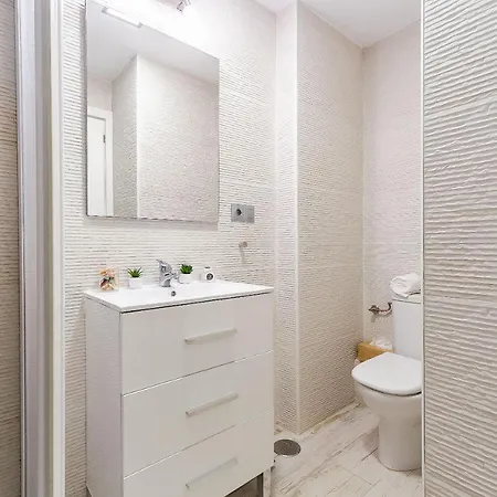 Sun Coast -- Superb Near The With Breakfast Apartment Benalmádena