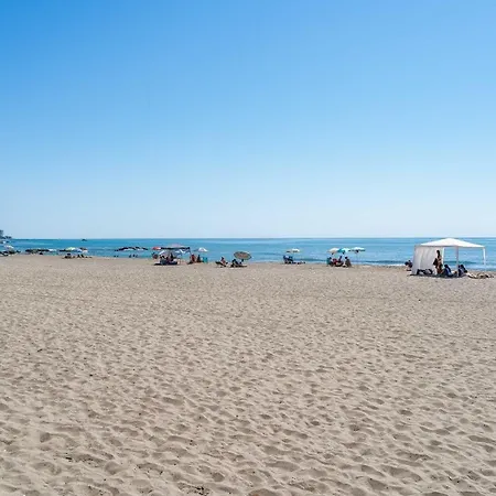 Sun Coast -- Superb Near The With Breakfast Apartment Benalmádena