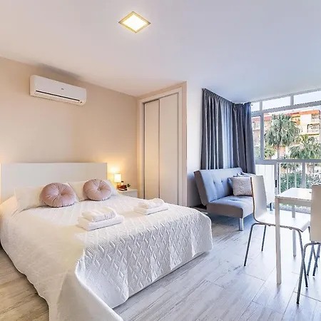Apartamento Sun Coast -- Superb With 4 Pools, Gardens&breakfast Benalmádena