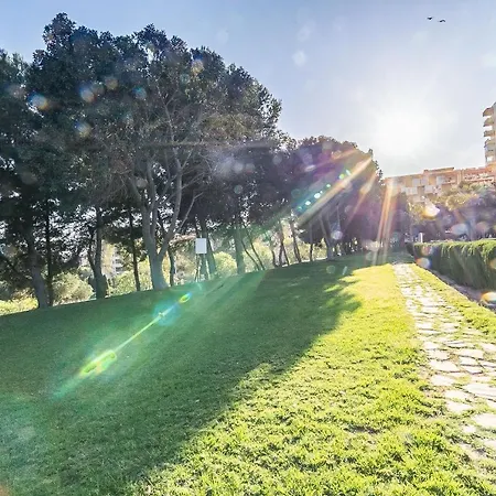 Sun Coast -- Superb With 4 Pools, Gardens&breakfast Benalmádena